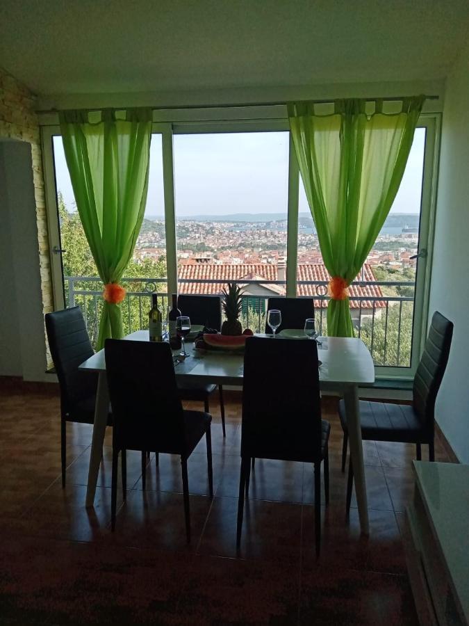 Apartamento Tomislav Trogir Exterior foto