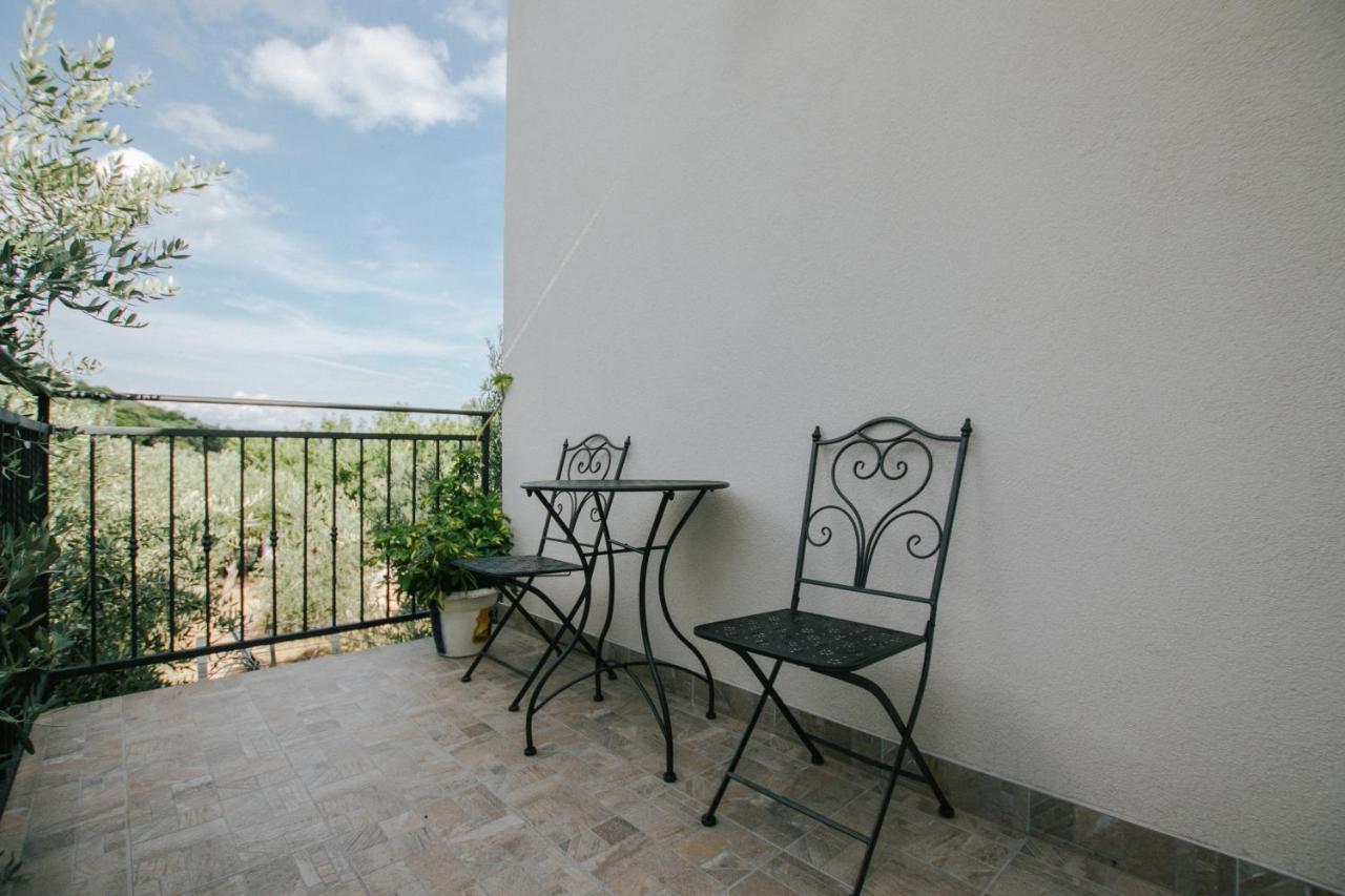Apartamento Tomislav Trogir Exterior foto