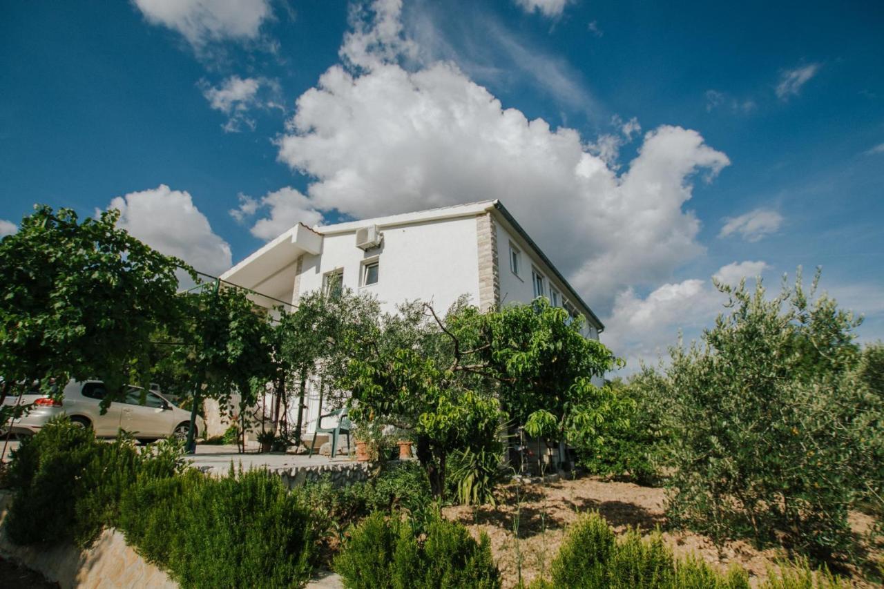 Apartamento Tomislav Trogir Exterior foto