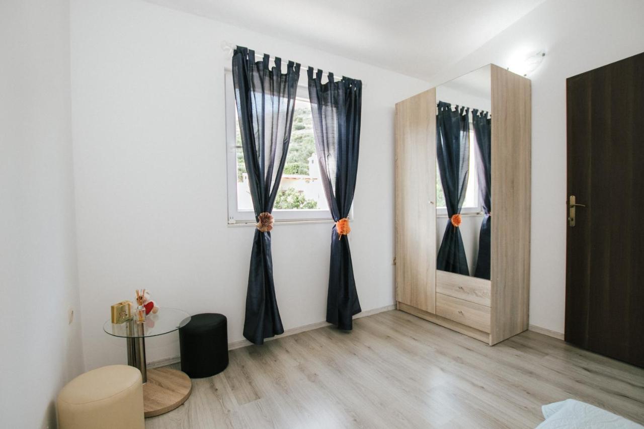 Apartamento Tomislav Trogir Exterior foto