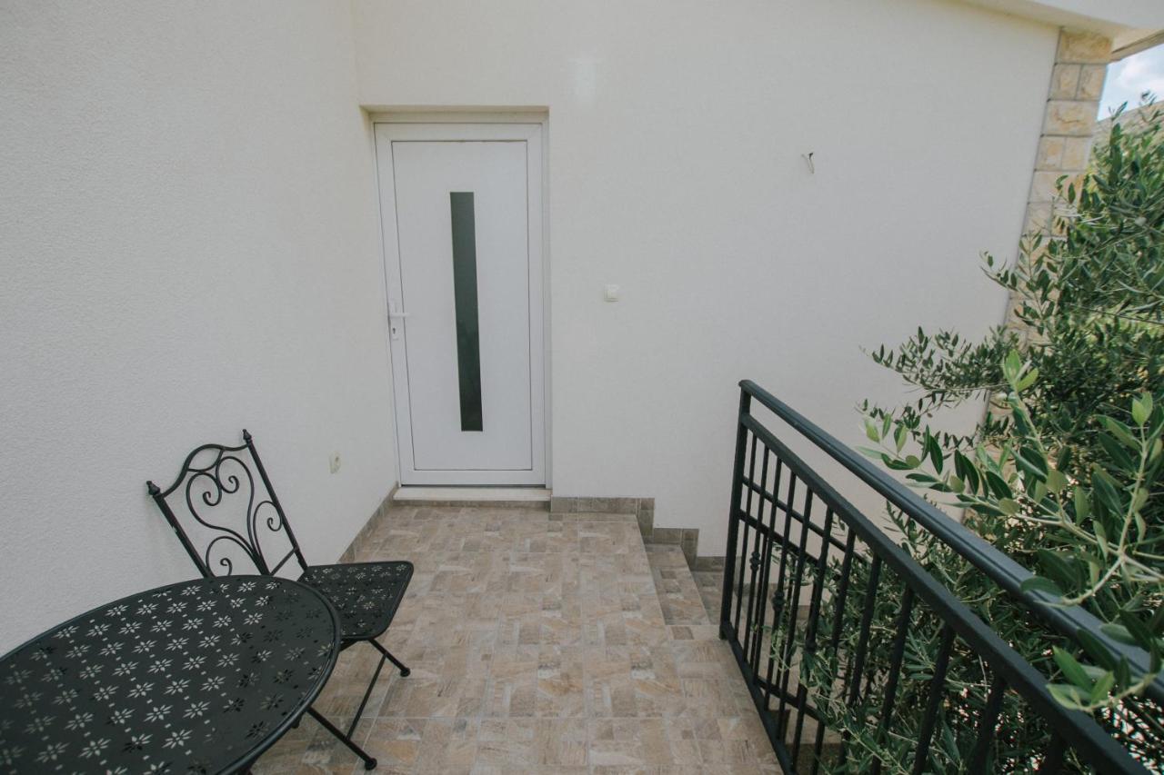 Apartamento Tomislav Trogir Exterior foto