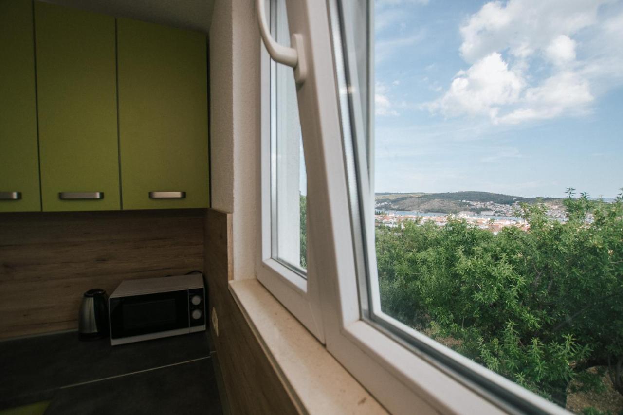 Apartamento Tomislav Trogir Exterior foto
